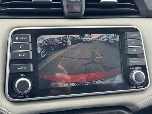 Used 2020 Nissan Versa SV image 14