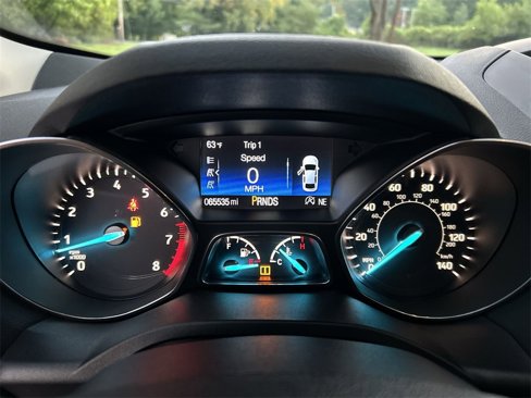 Used 2018 Ford Escape SE image 19