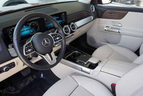 Certified 2022 Mercedes-Benz GLB 250 image 2