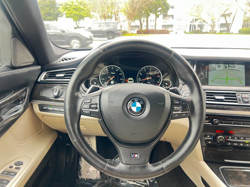 Used 2014 BMW 750Li image 29
