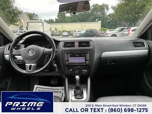 Used 2013 Volkswagen Jetta SE image 18