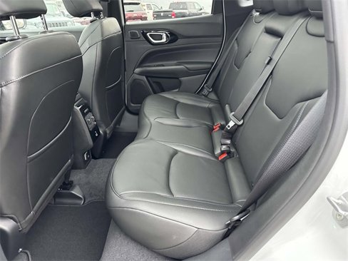 New 2025 Jeep Compass Limited w/ High Altitude Package image 20