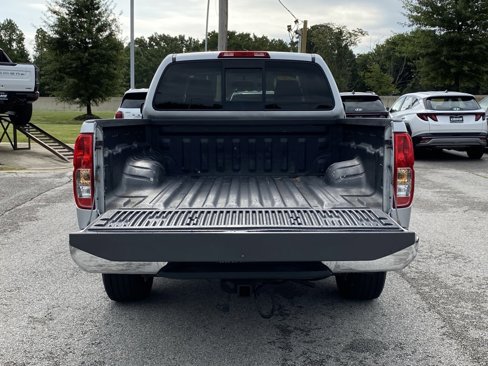 Used 2017 Nissan Frontier SV image 24