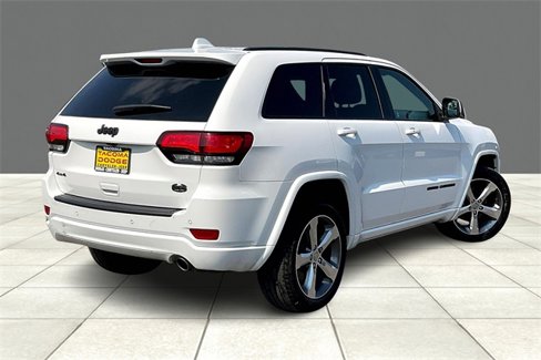 Used 2020 Jeep Grand Cherokee Altitude image 13