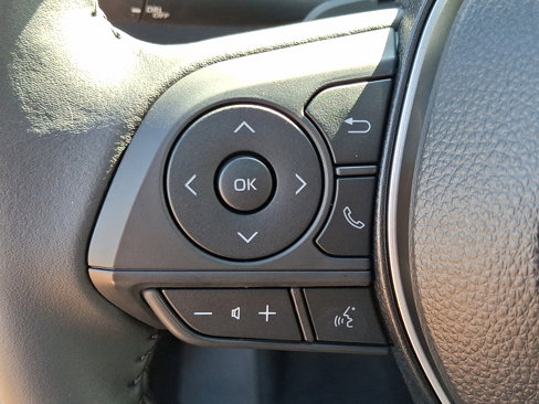 Certified 2025 Toyota Corolla XSE image 21