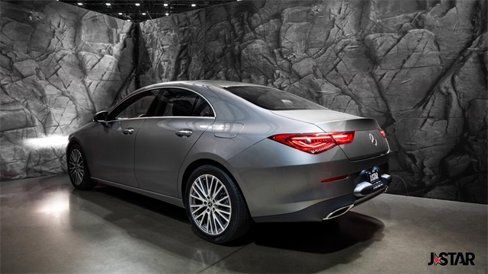 Used 2023 Mercedes-Benz CLA 250 w/ Premium Package image 21