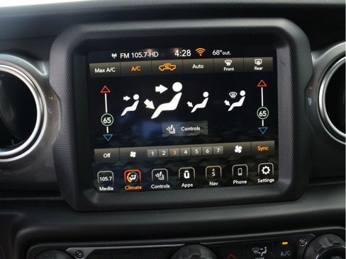 Used 2021 Jeep Gladiator Overland image 17