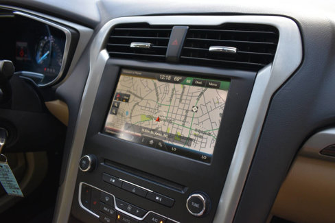 Used 2016 Ford Fusion SE w/ Equipment Group 202A image 21