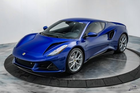 New 2025 Lotus Emira image 4