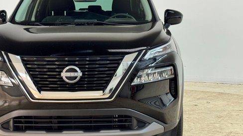 Used 2023 Nissan Rogue SV image 23