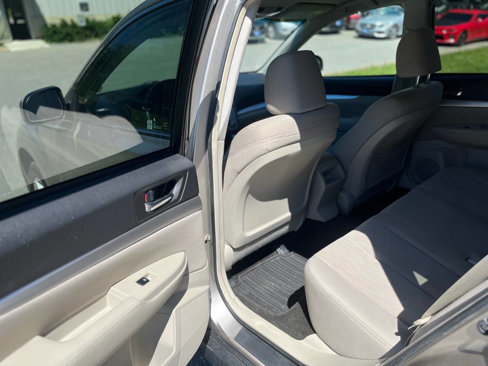 Used 2014 Subaru Outback 2.5i Premium image 12