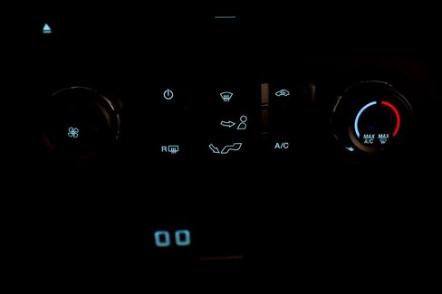 Used 2018 Ford F150 XLT image 31