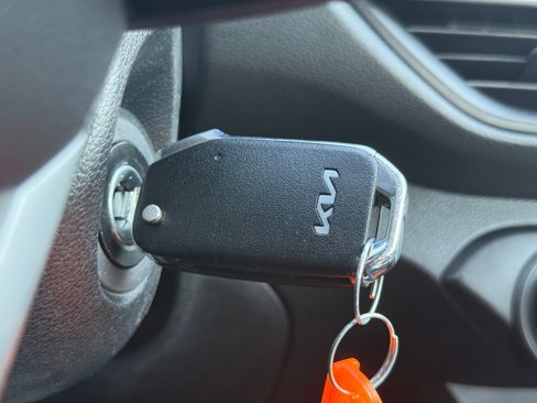 Used 2023 Kia Forte LXS image 37