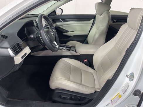 Certified 2018 Honda Accord Touring image 22