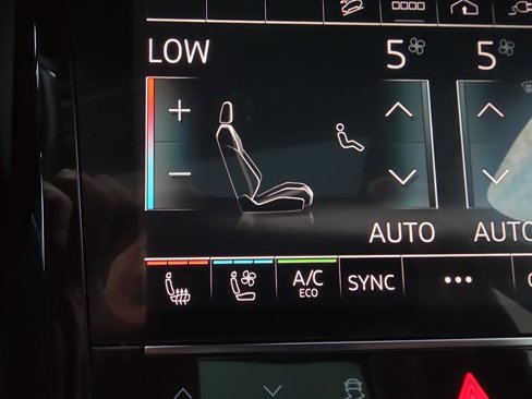 Used 2022 Audi e-tron Premium Plus w/ Premium Plus Package image 63