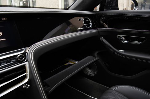 New 2026 Bentley Flying Spur Azure image 20
