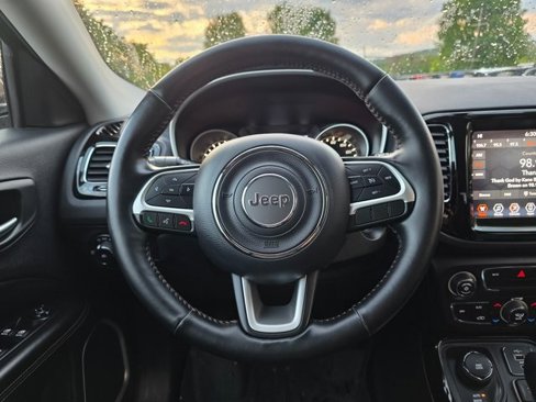 Used 2019 Jeep Compass Limited image 22