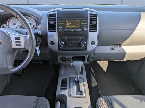 Used 2014 Nissan Frontier Desert Runner image 13