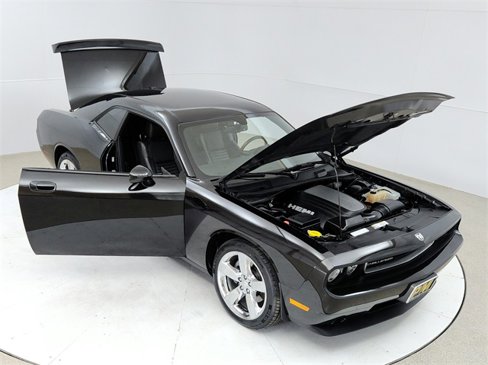 Used 2009 Dodge Challenger R/T image 21