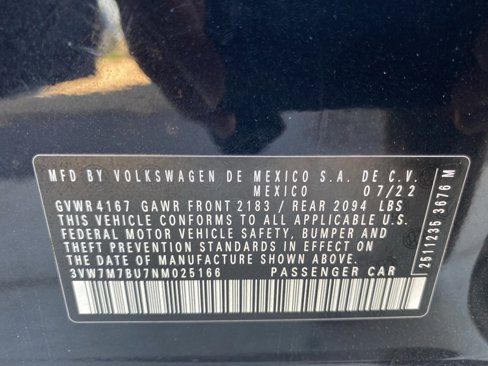 Certified 2022 Volkswagen Jetta SE image 33