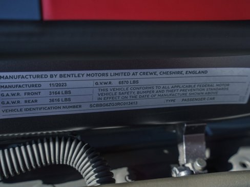 Used 2024 Bentley Flying Spur V8 image 35