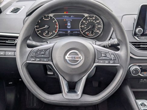 Used 2022 Nissan Altima 2.5 SV image 13