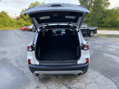 Certified 2022 Ford Escape SE image 15