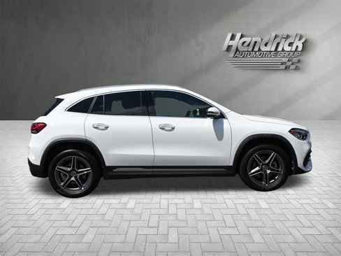 Used 2023 Mercedes-Benz GLA 250 4MATIC image 10