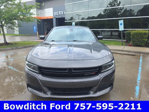 Used 2023 Dodge Charger SXT image 2