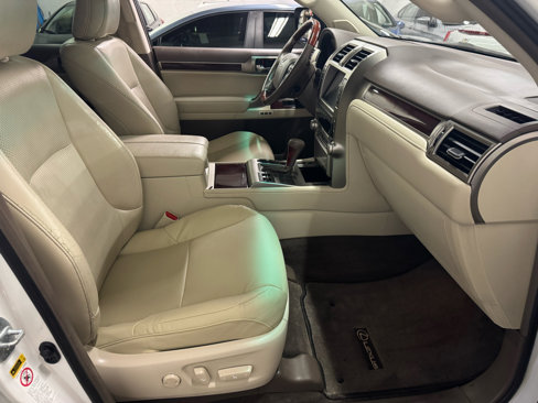 Used 2011 Lexus GX 460 image 13