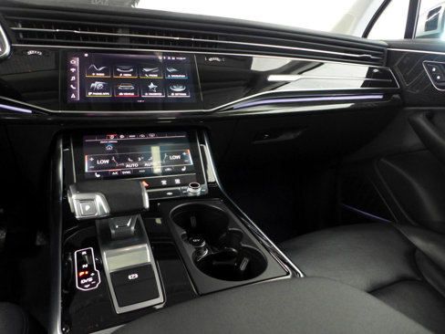 Used 2022 Audi Q7 3.0T Premium Plus w/ Premium Plus Package image 45