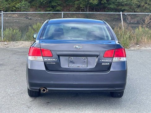 Used 2010 Subaru Legacy 2.5i image 6