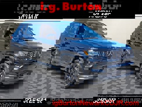 New 2026 Jeep Compass Latitude image 1