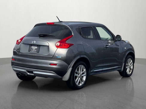 Used 2013 Nissan Juke SL w/ Chrome Pkg image 2