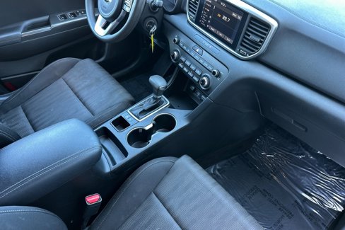 Used 2020 Kia Sportage LX image 12