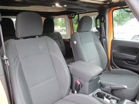 Used 2021 Jeep Wrangler Unlimited Sport image 9