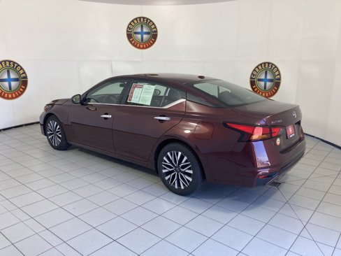 Used 2024 Nissan Altima 2.5 SV image 20