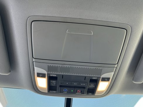 Used 2017 Acura RDX w/ Technology Package image 35