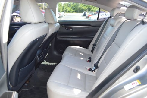 Used 2016 Lexus ES 350 w/ Accessory Package 2 image 19