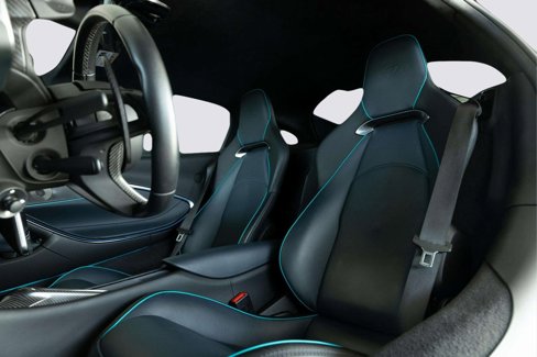 Used 2023 McLaren Artura image 11