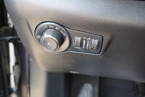 Certified 2022 Jeep Compass Altitude w/ Convenience Group image 24