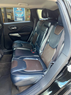 Used 2017 Jeep Cherokee Limited image 13