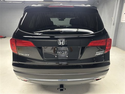 Used 2016 Honda Pilot Touring image 11