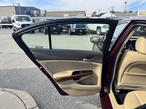 Used 2010 Honda Accord EX-L image 26