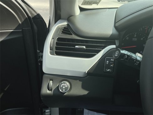 Certified 2018 GMC Yukon SLT w/ Open Road Package image 10