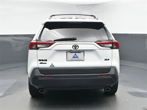 Used 2022 Toyota RAV4 XLE image 7
