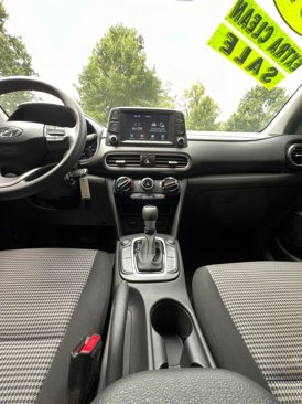 Used 2018 Hyundai Kona SE image 12