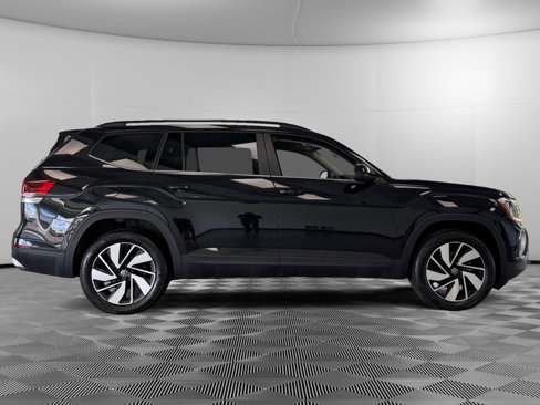 Used 2024 Volkswagen Atlas SE image 9