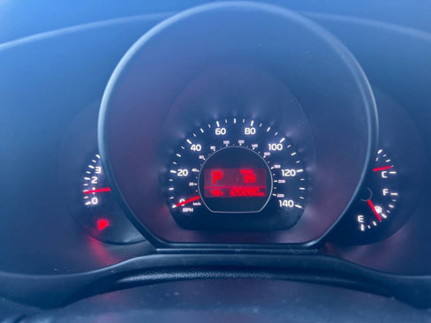 Used 2017 Kia Soul + image 27