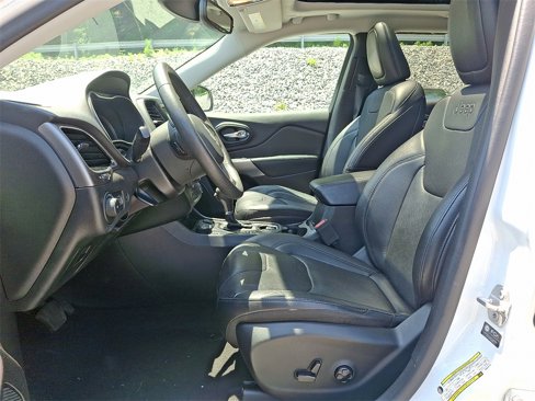 Used 2021 Jeep Cherokee Limited w/ Elite Package image 15